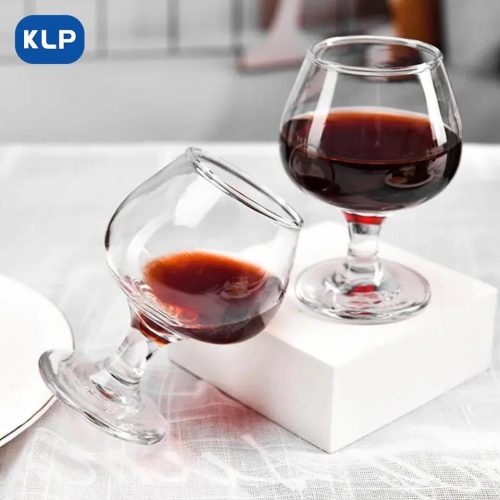Name:-WINE GLASS 260ML 1PC G3704 Size:-260ML /6*12Cm Code:-4859