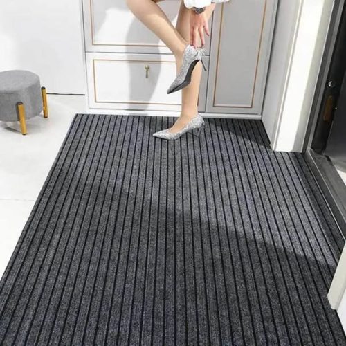 VELVET CARPET ROLL Size:-1 meter Code:-13417
